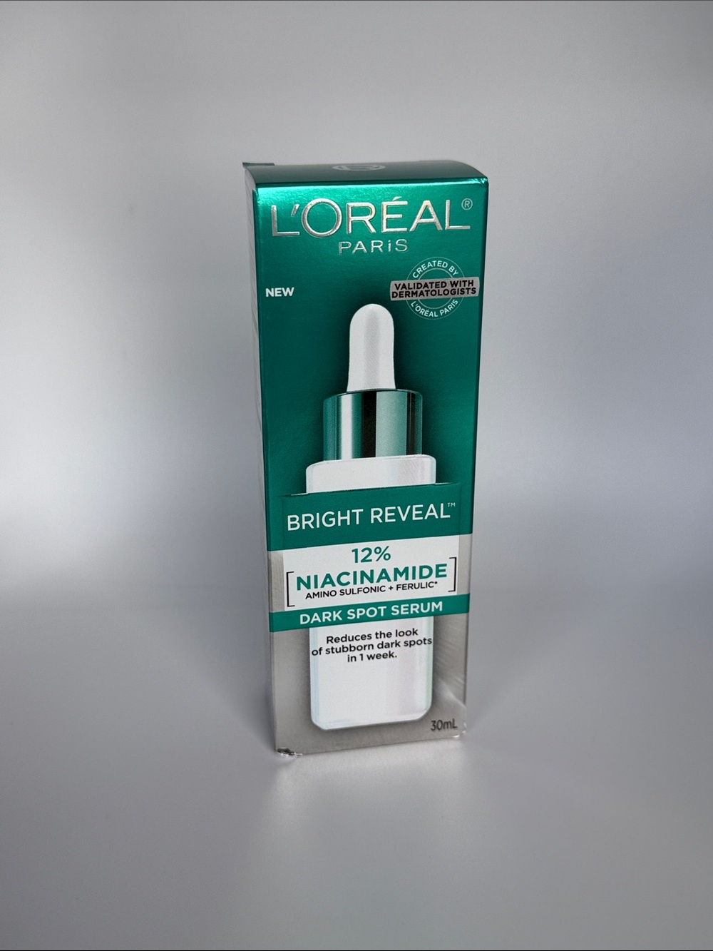 L'Oreal Bright Reveal Niacinamide Serum - Brand new in box